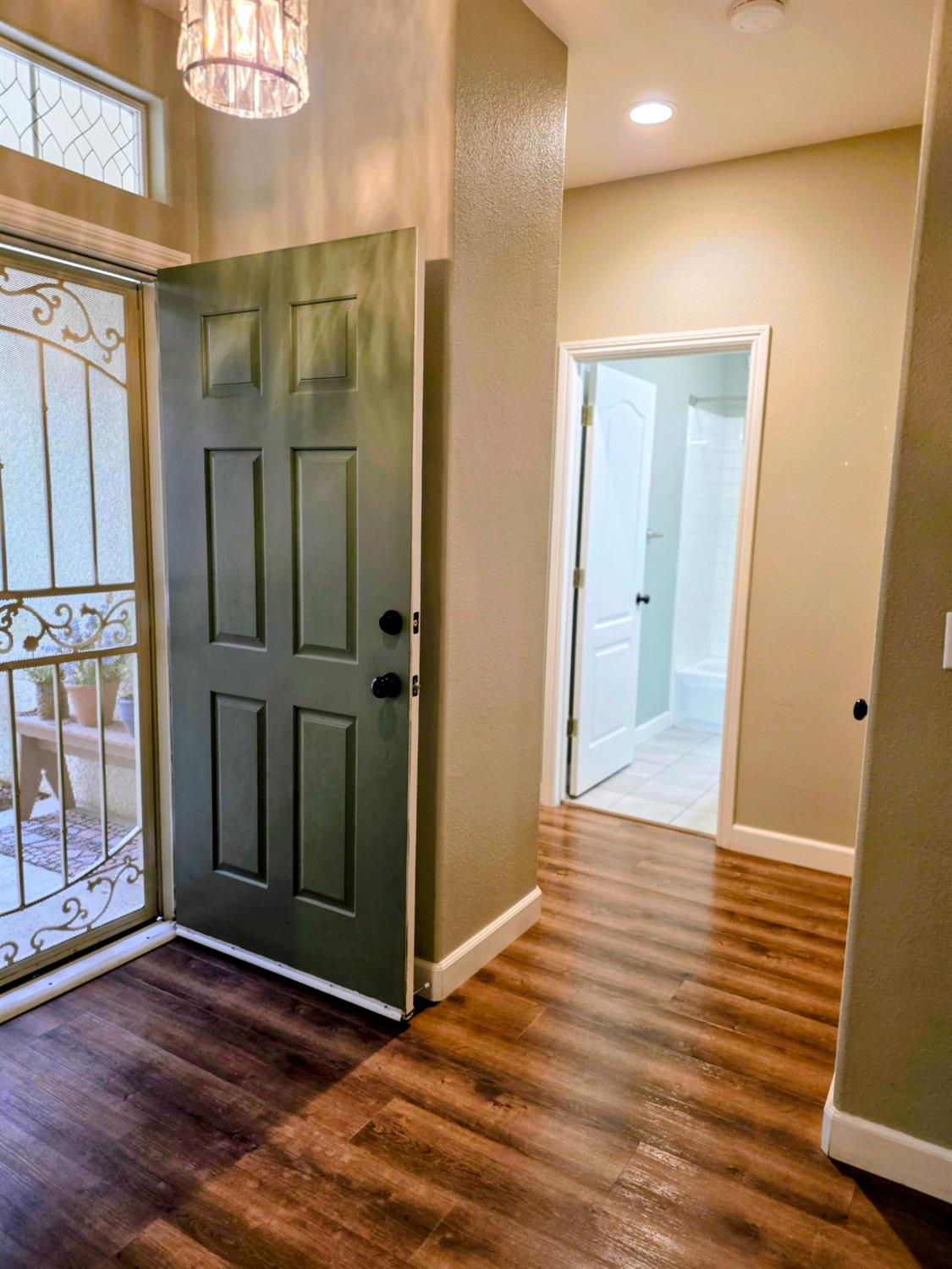 2230 Dawson Cove Ln S, Clovis, CA 93611
