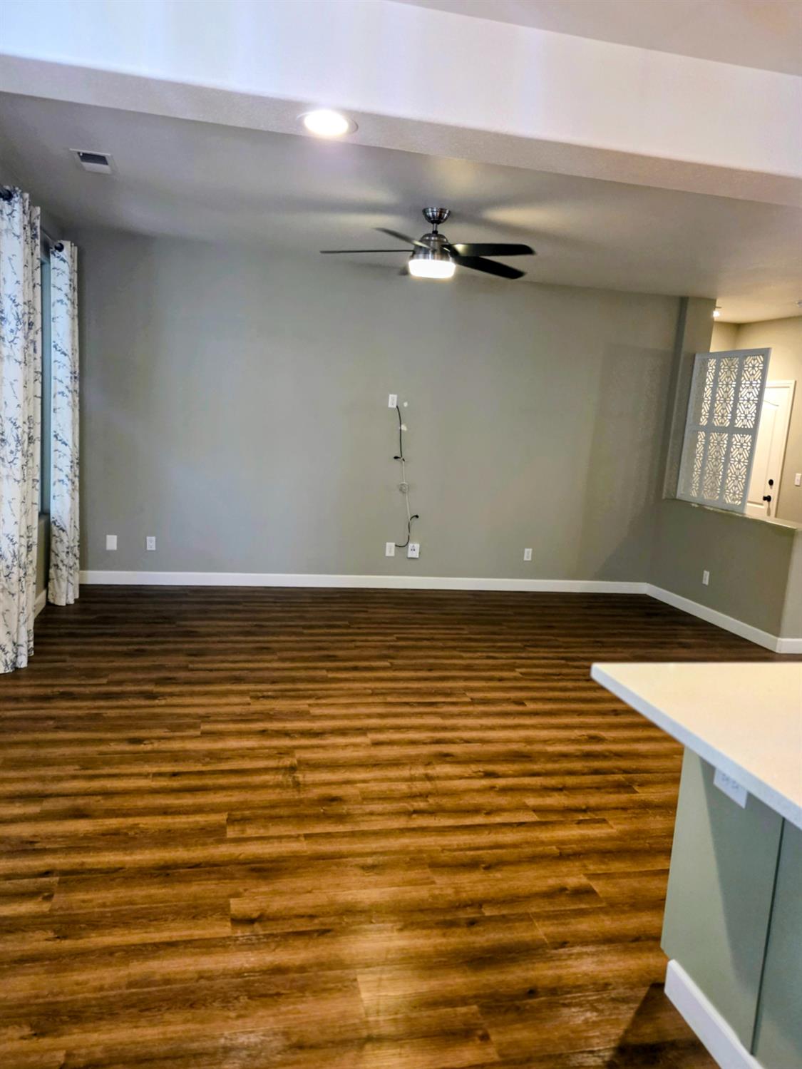 2230 Dawson Cove Ln S, Clovis, CA 93611