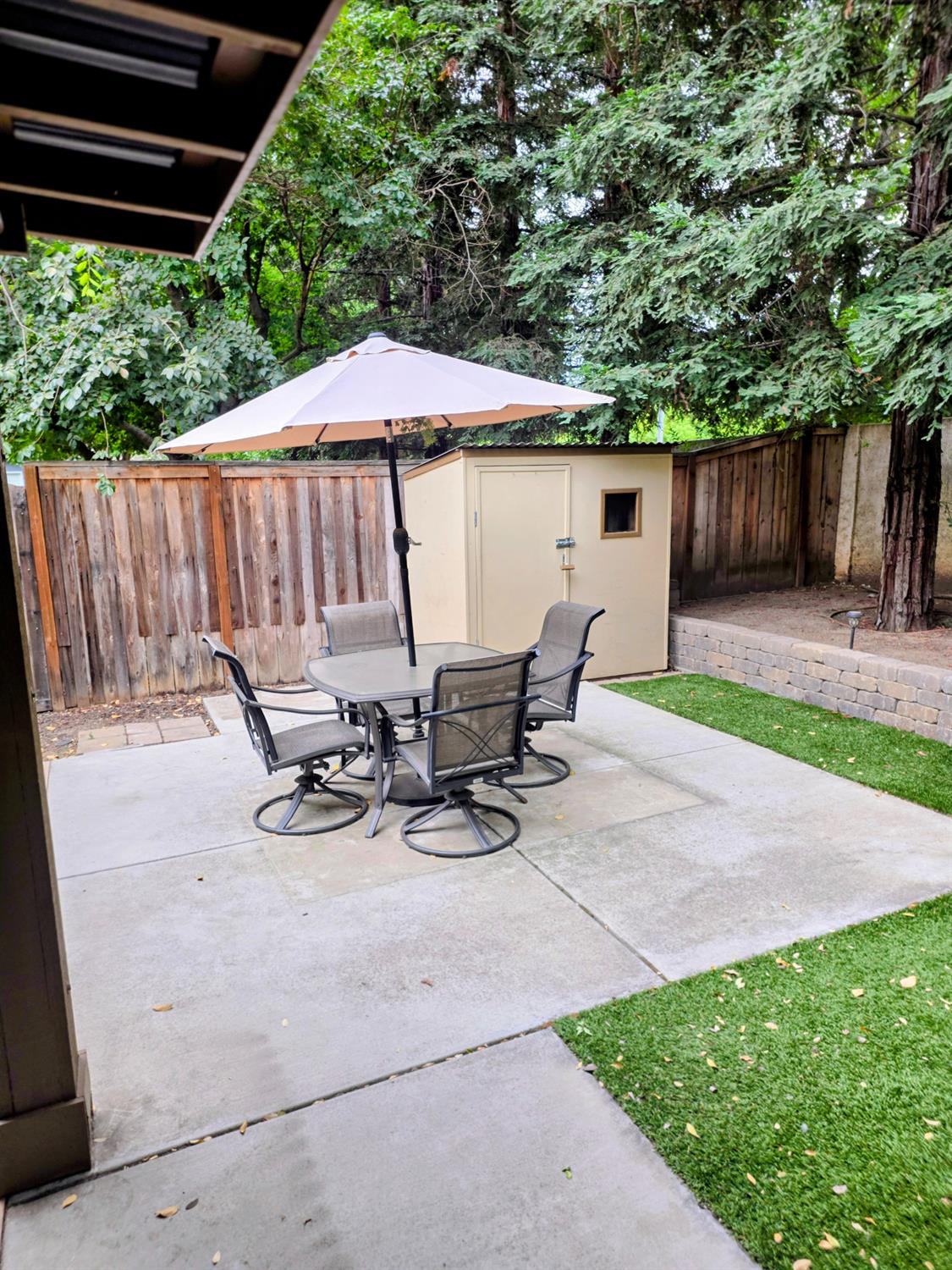 2230 Dawson Cove Ln S, Clovis, CA 93611