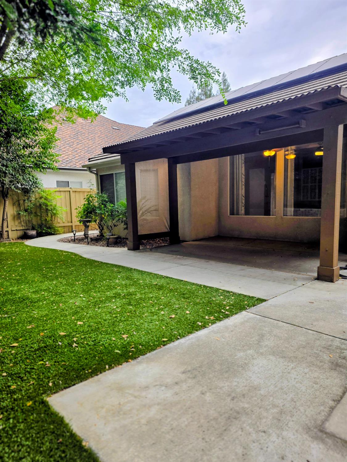 2230 Dawson Cove Ln S, Clovis, CA 93611