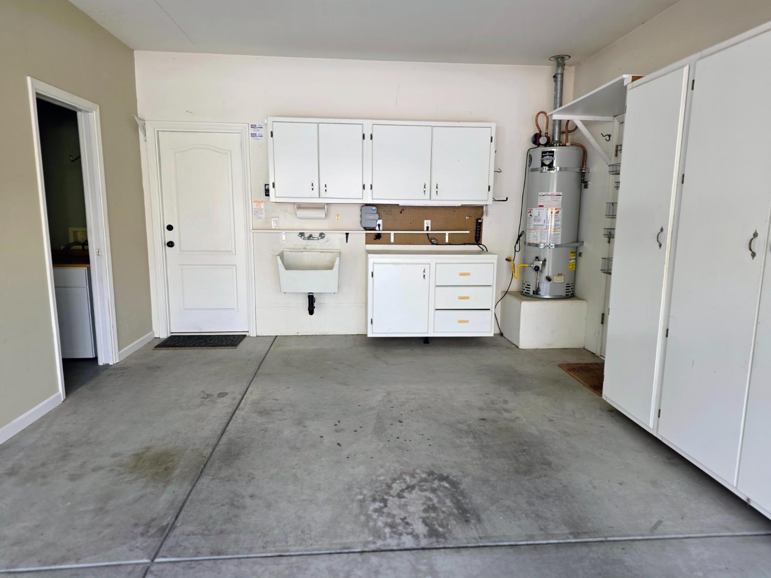2230 Dawson Cove Ln S, Clovis, CA 93611