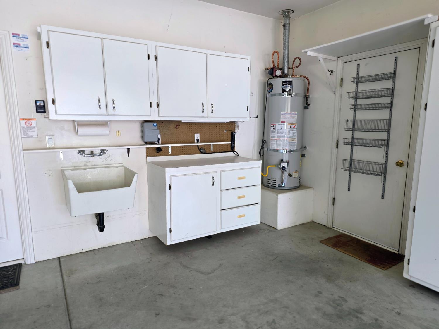 2230 Dawson Cove Ln S, Clovis, CA 93611