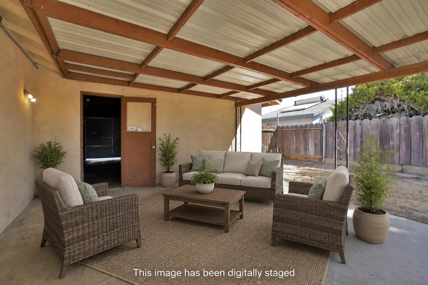 905 E Florinda St, Hanford, CA 93230