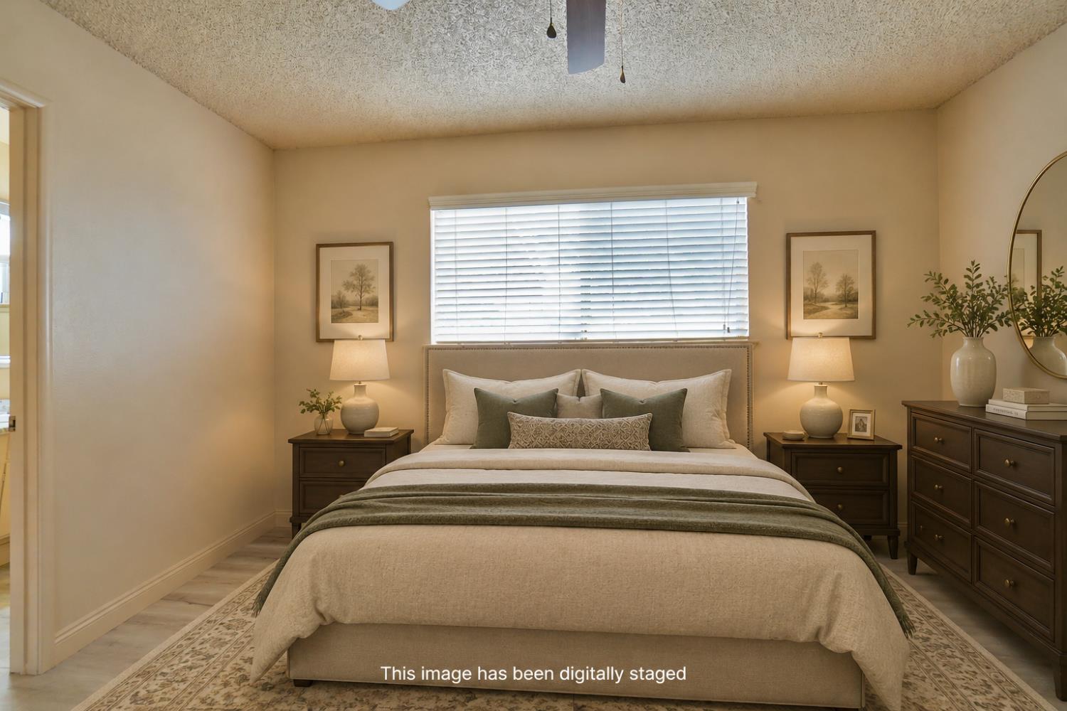905 E Florinda St, Hanford, CA 93230