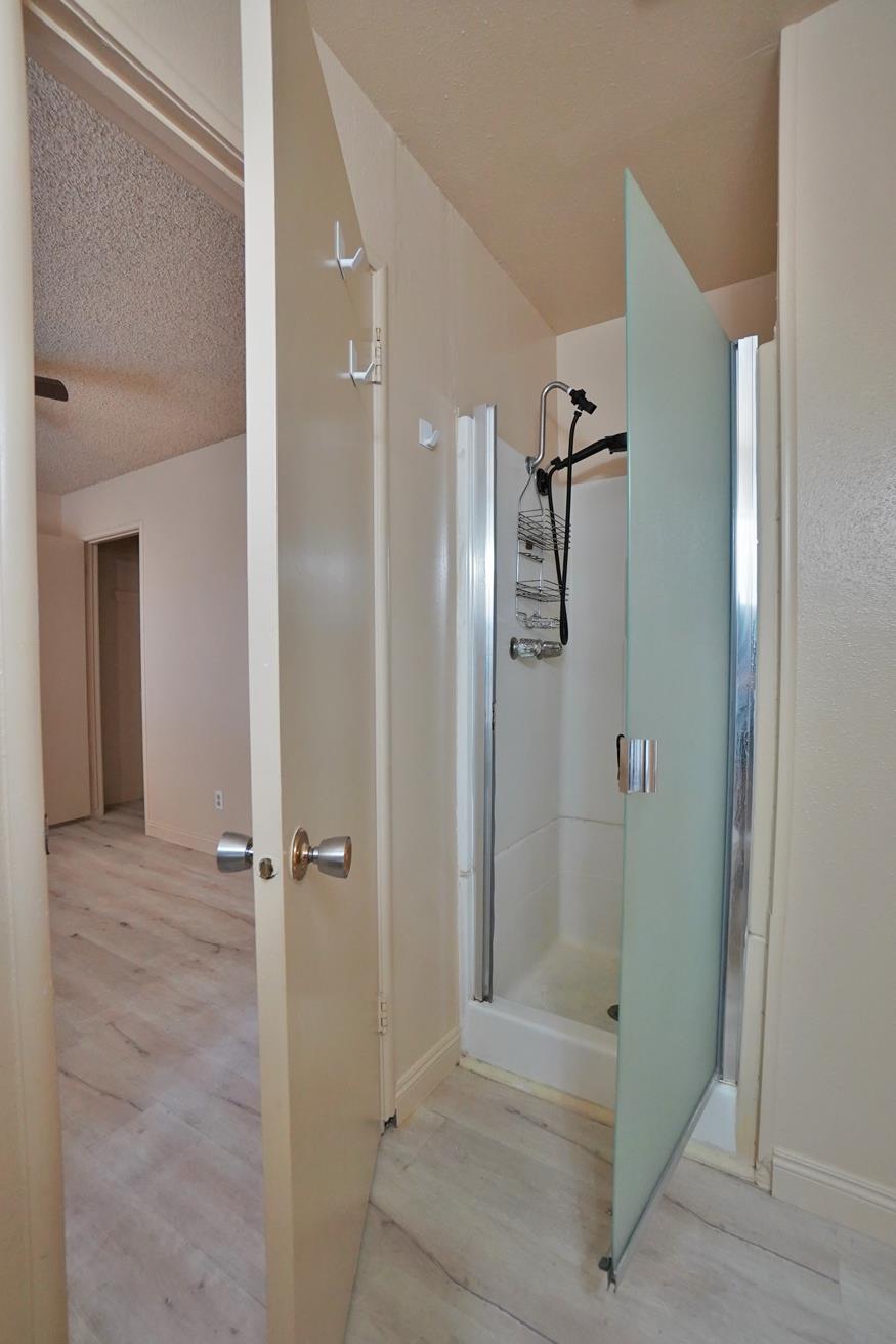 905 E Florinda St, Hanford, CA 93230