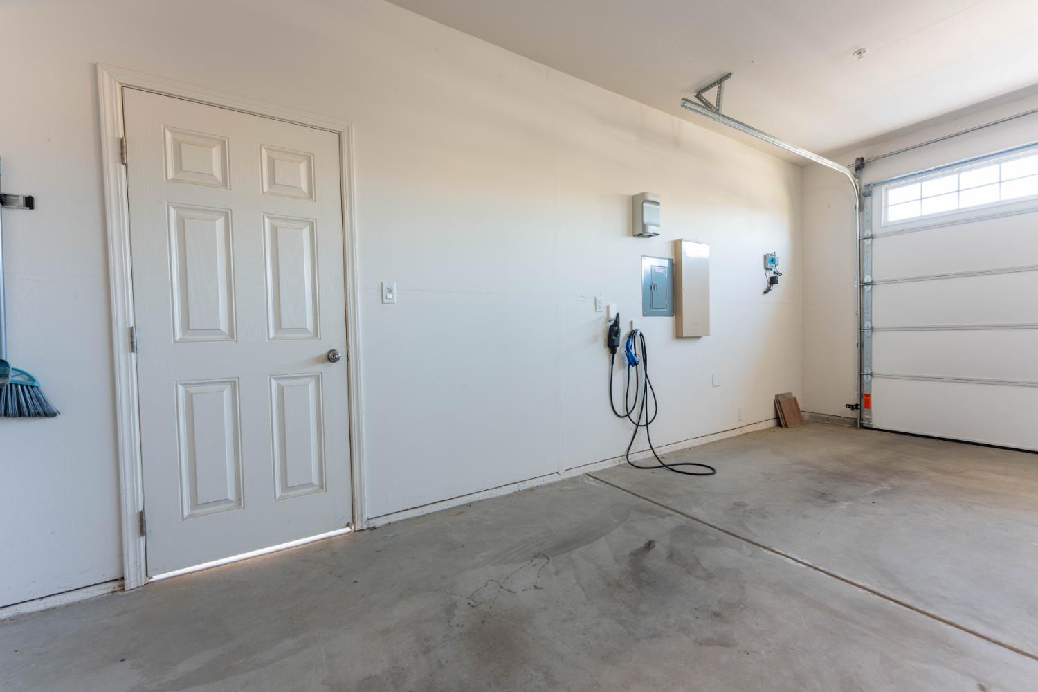 1593 W Date Ave, Porterville, CA 93257