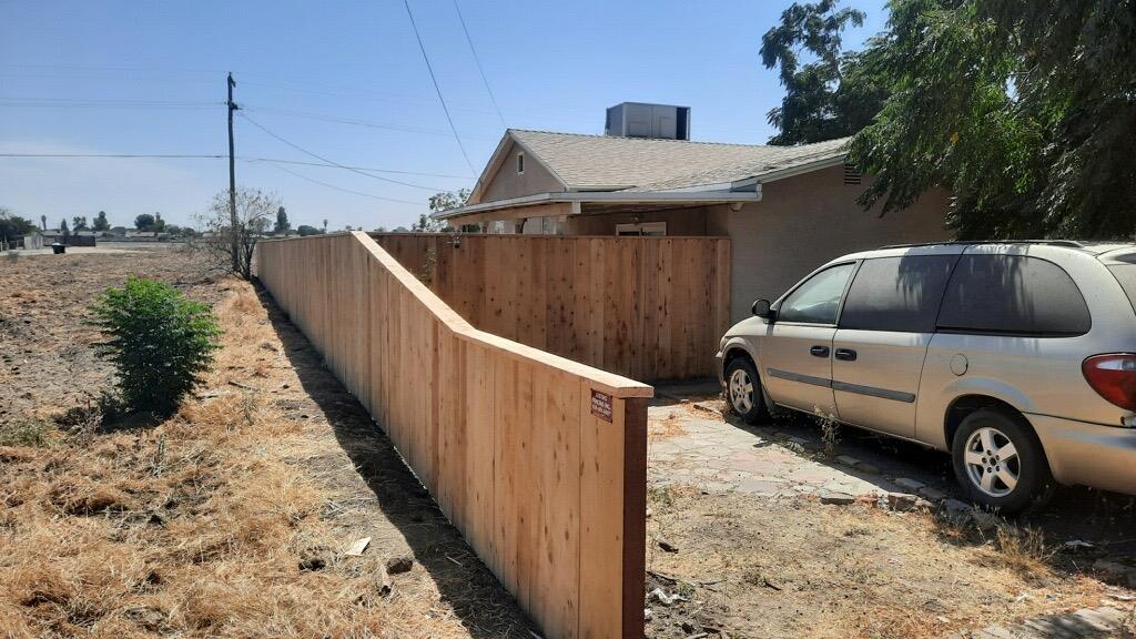 1209 W 6th St, Hanford, CA 93230