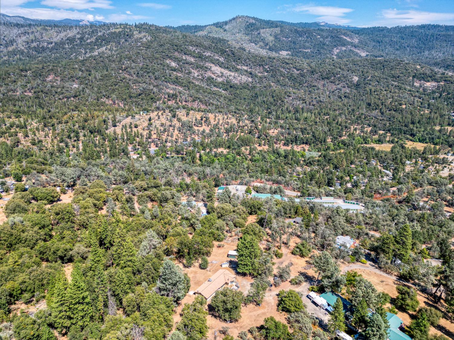 43696 Whispering Pines Dr, Oakhurst, CA 93644