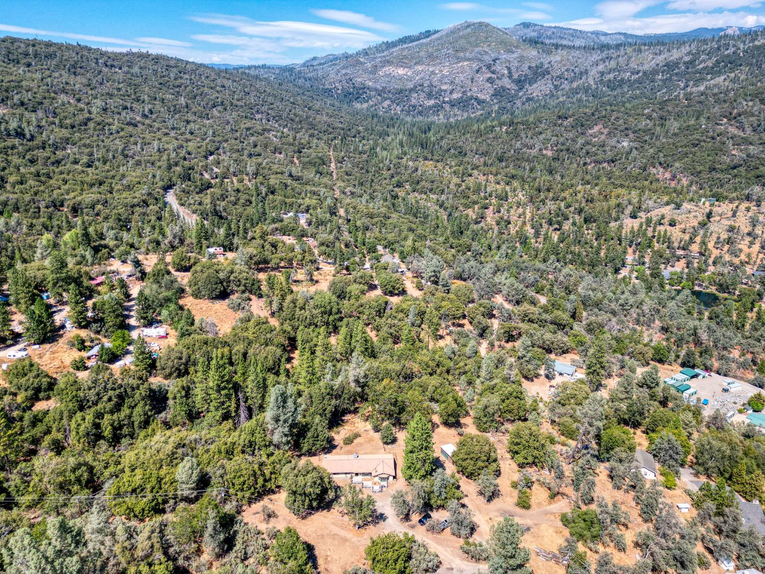 43696 Whispering Pines Dr, Oakhurst, CA 93644