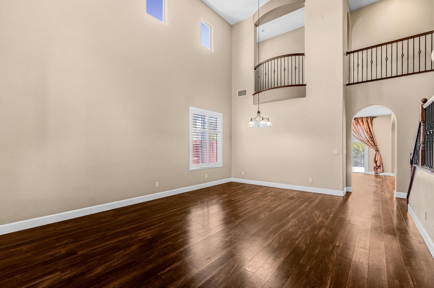 7113 E Garland Ave, Fresno, CA 93737
