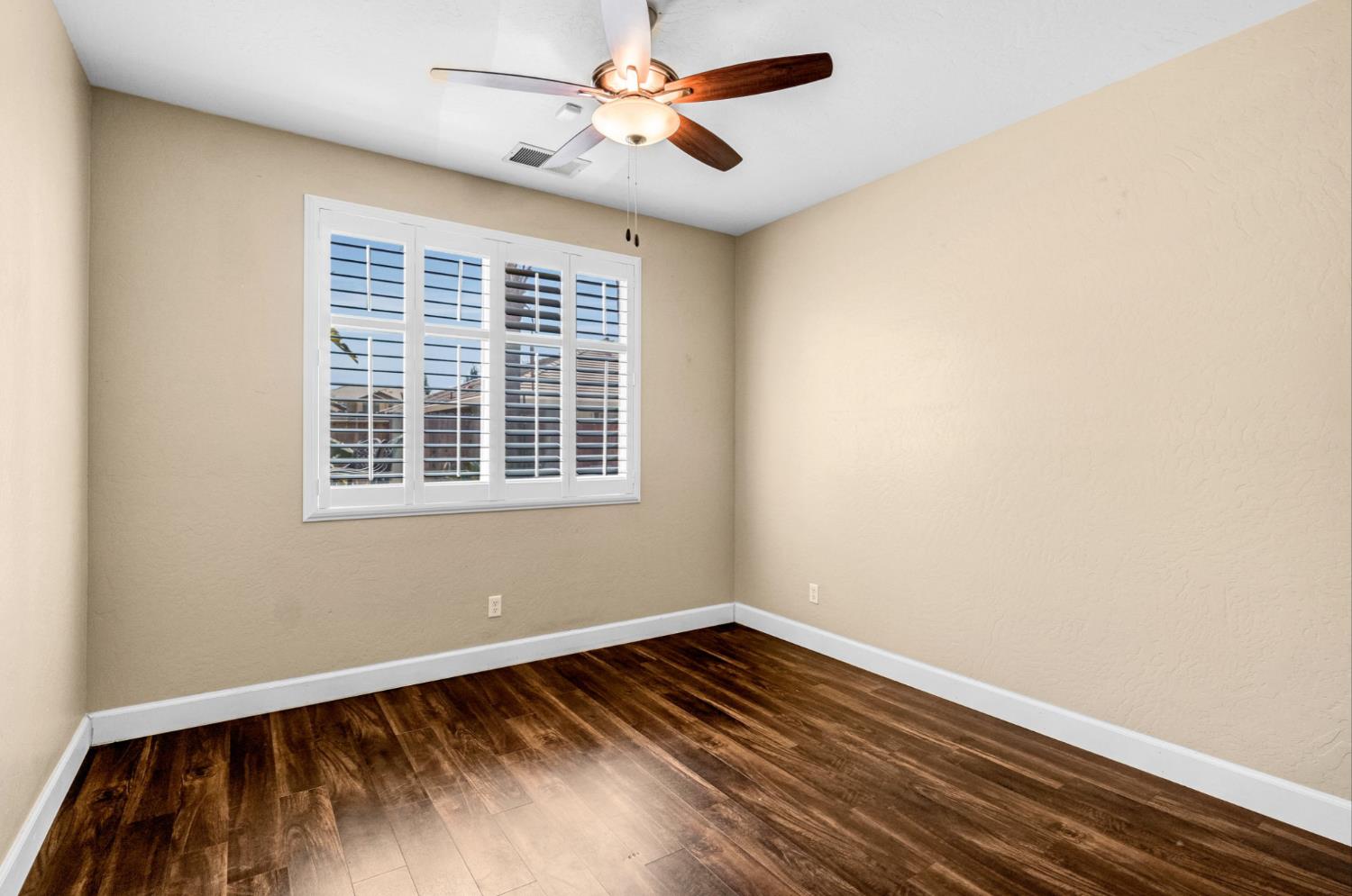 7113 E Garland Ave, Fresno, CA 93737
