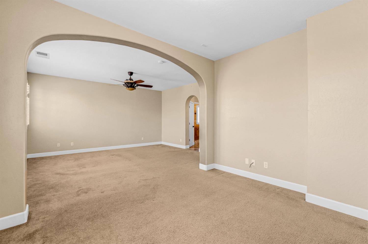 7113 E Garland Ave, Fresno, CA 93737