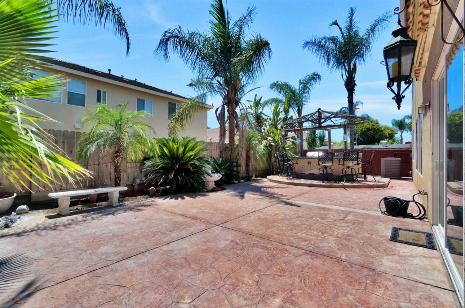 7113 E Garland Ave, Fresno, CA 93737
