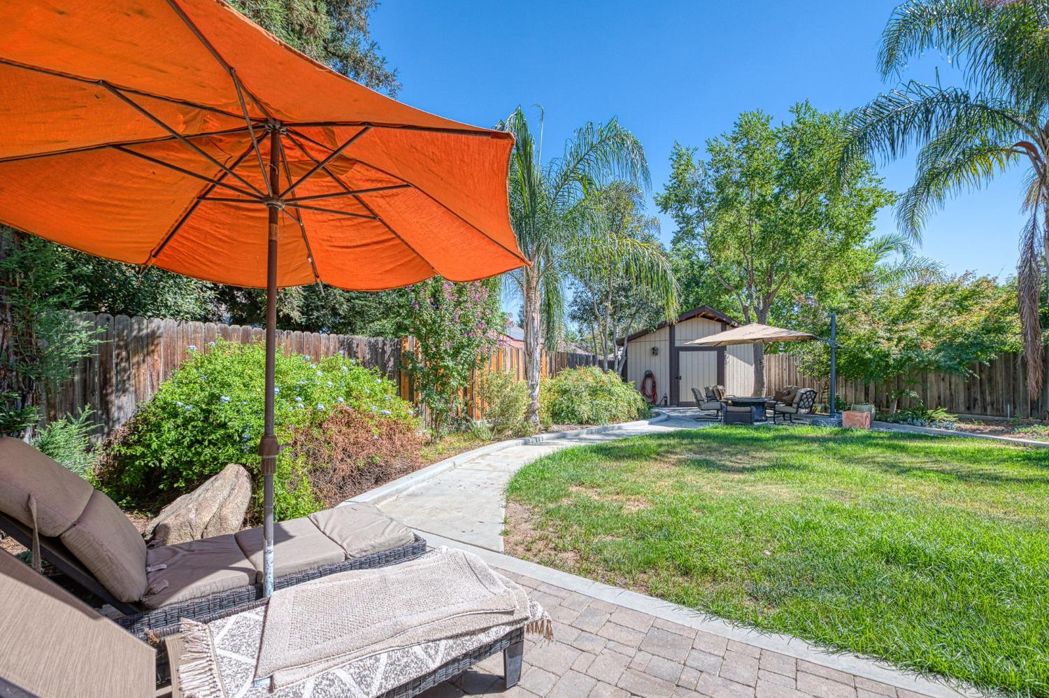 1488 Minarets Ave, Clovis, CA 93611