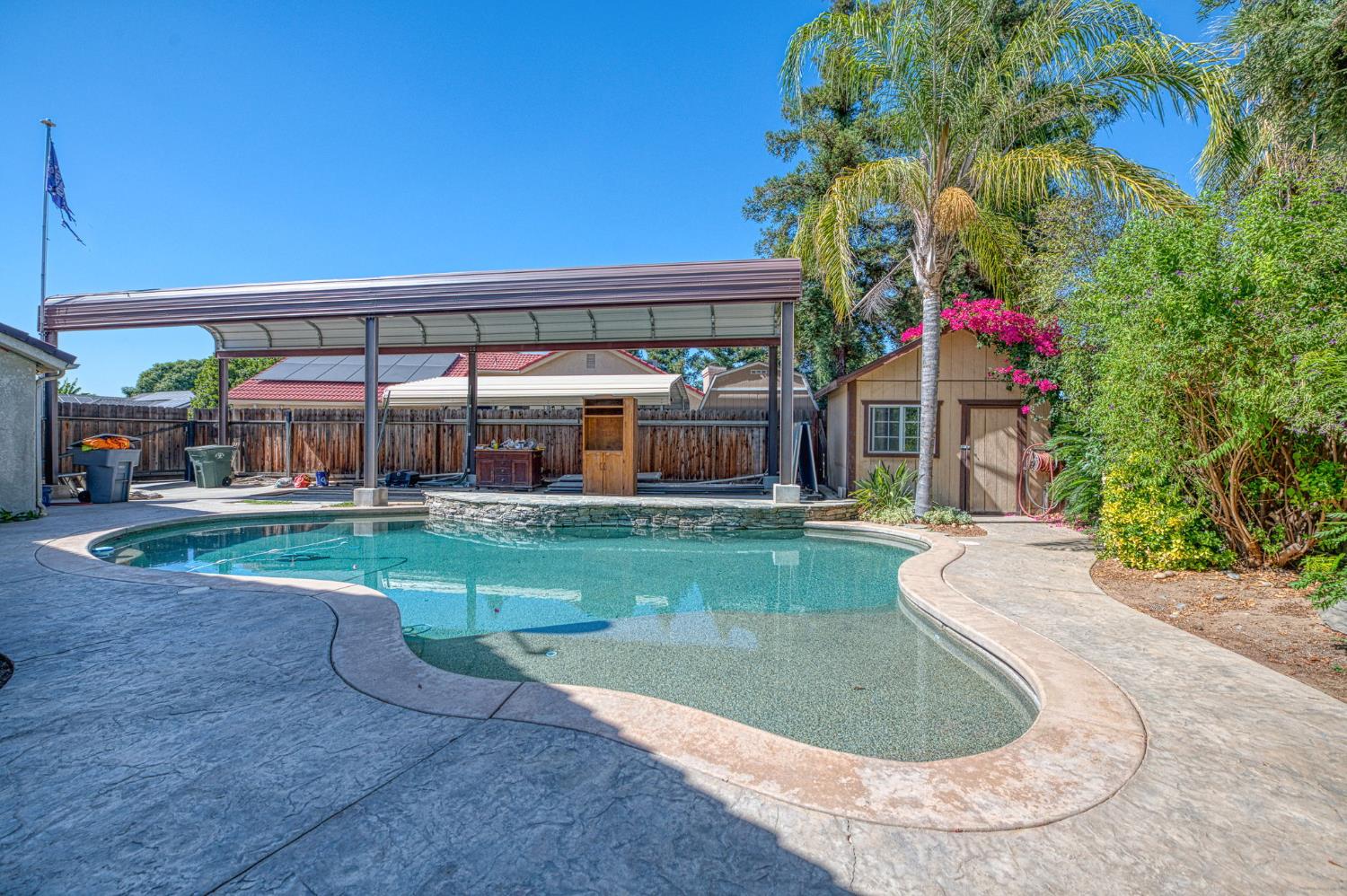 1488 Minarets Ave, Clovis, CA 93611