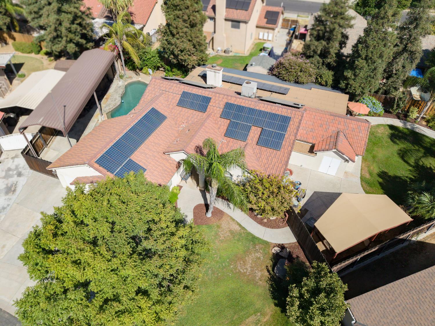 1488 Minarets Ave, Clovis, CA 93611