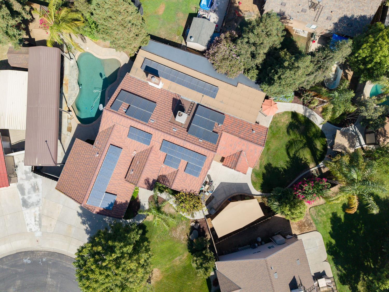 1488 Minarets Ave, Clovis, CA 93611