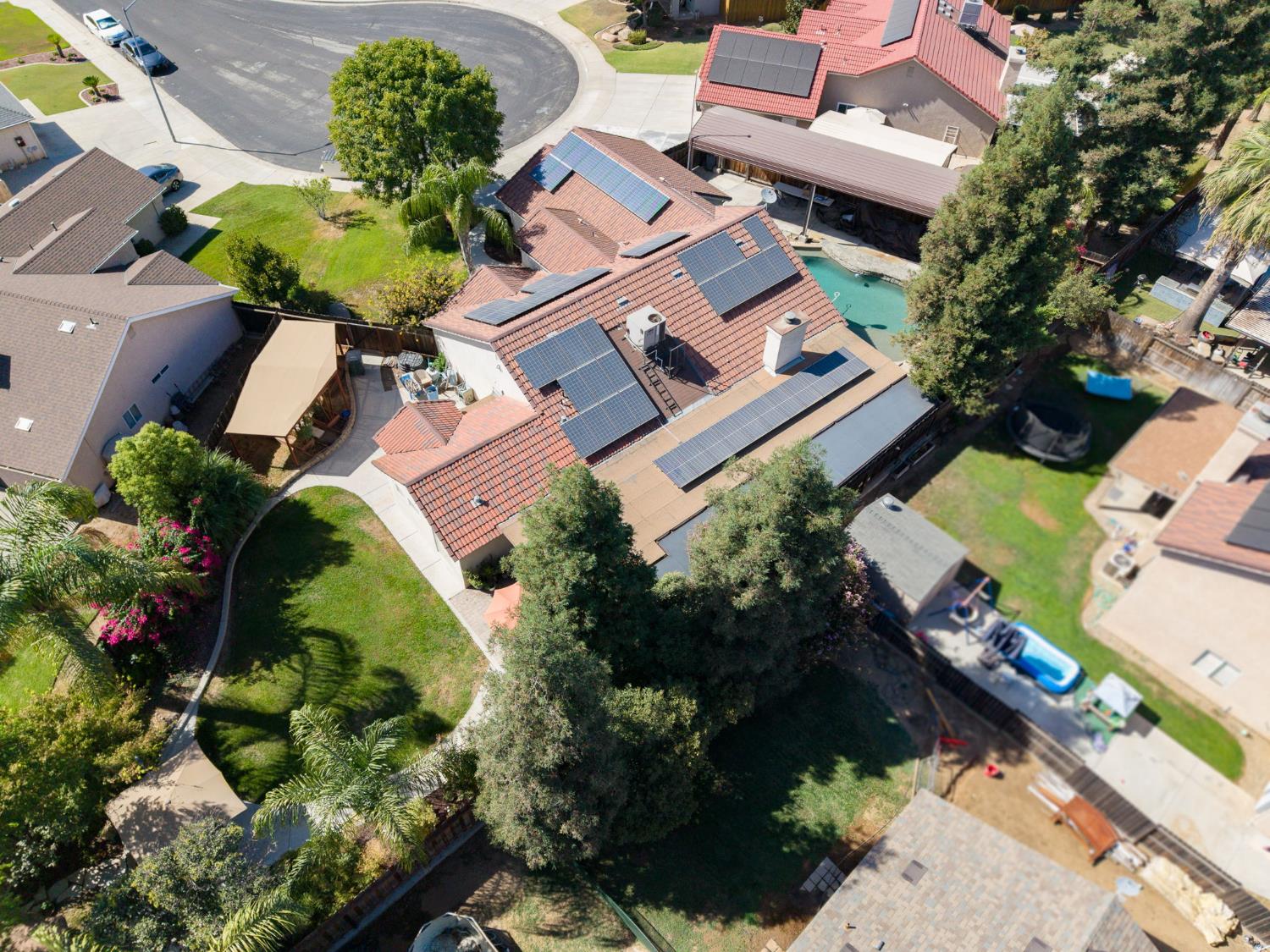 1488 Minarets Ave, Clovis, CA 93611
