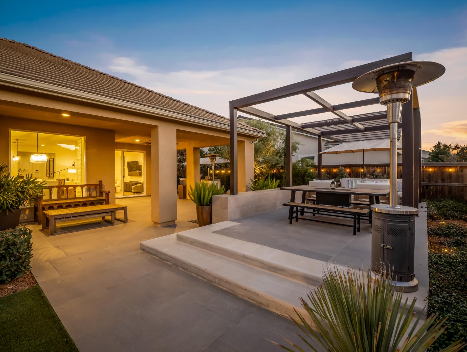 715 Harvest Dr, Madera, CA 93636