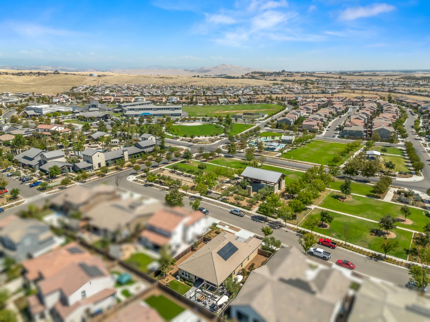 715 Harvest Dr, Madera, CA 93636