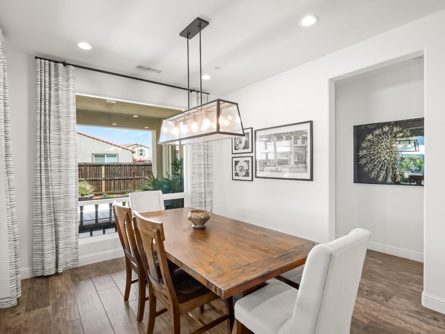 715 Harvest Dr, Madera, CA 93636