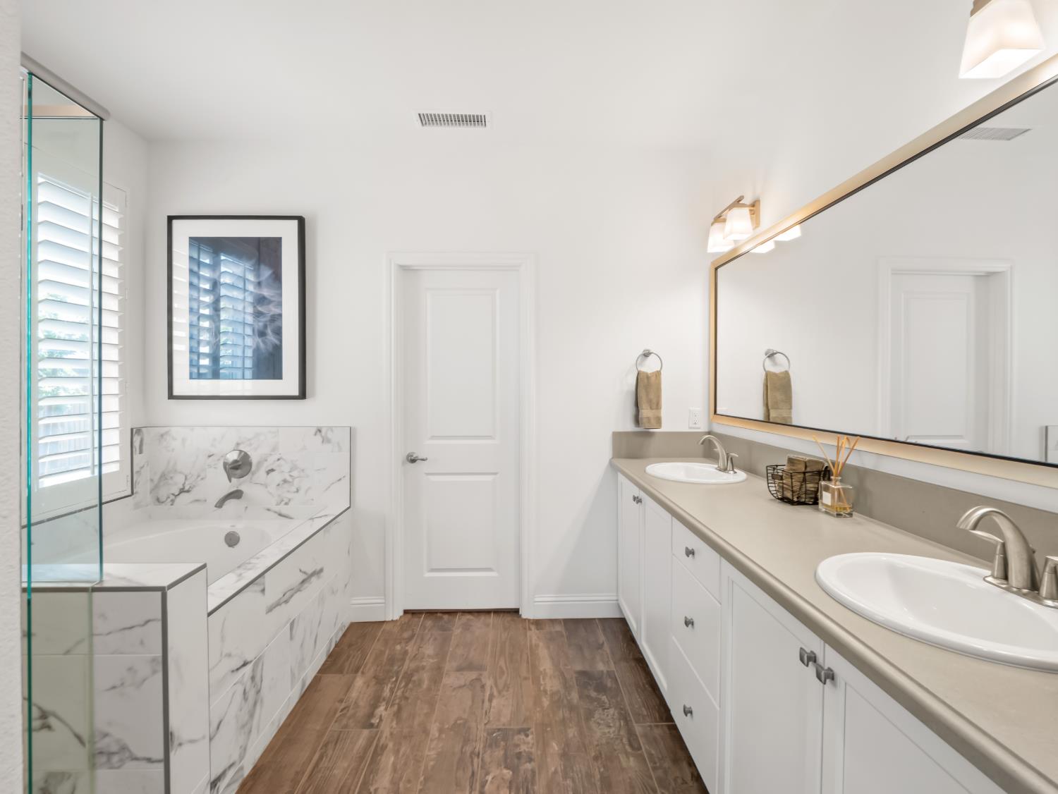 715 Harvest Dr, Madera, CA 93636