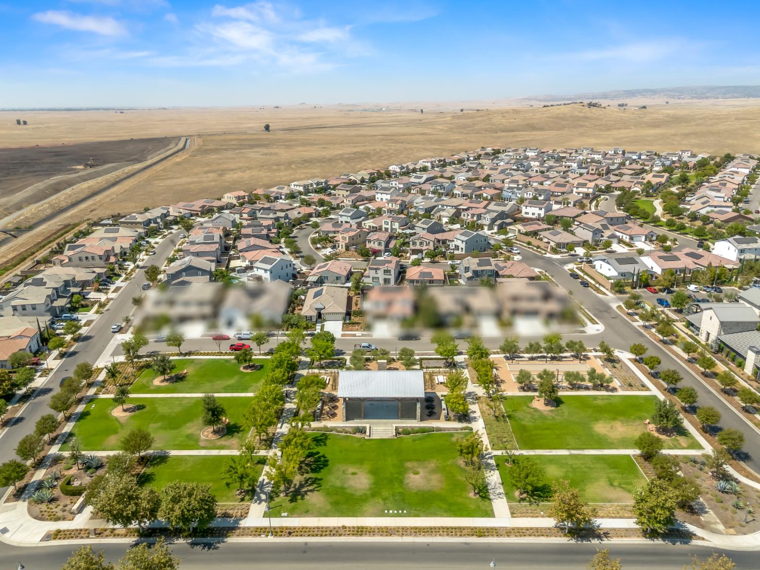 715 Harvest Dr, Madera, CA 93636