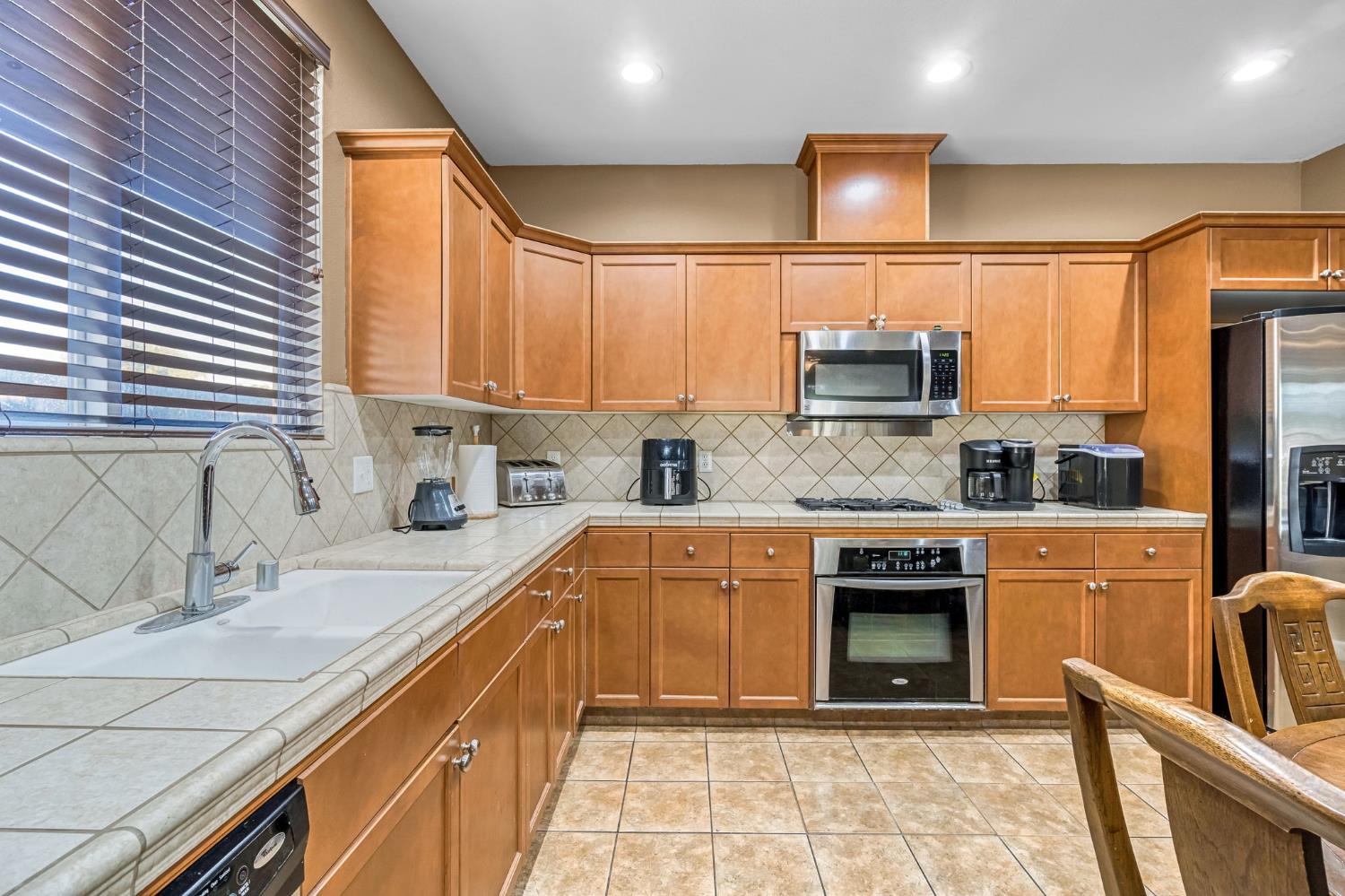 4203 N Bain Ave, Fresno, CA 93722