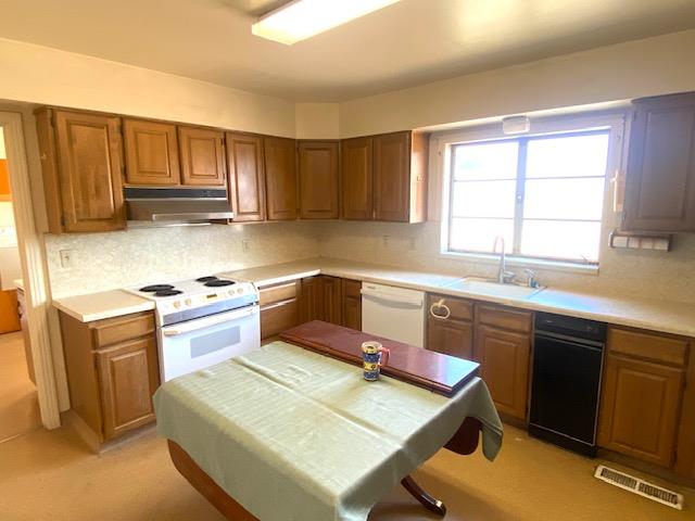4354 S Academy Ave, Sanger, CA 93657
