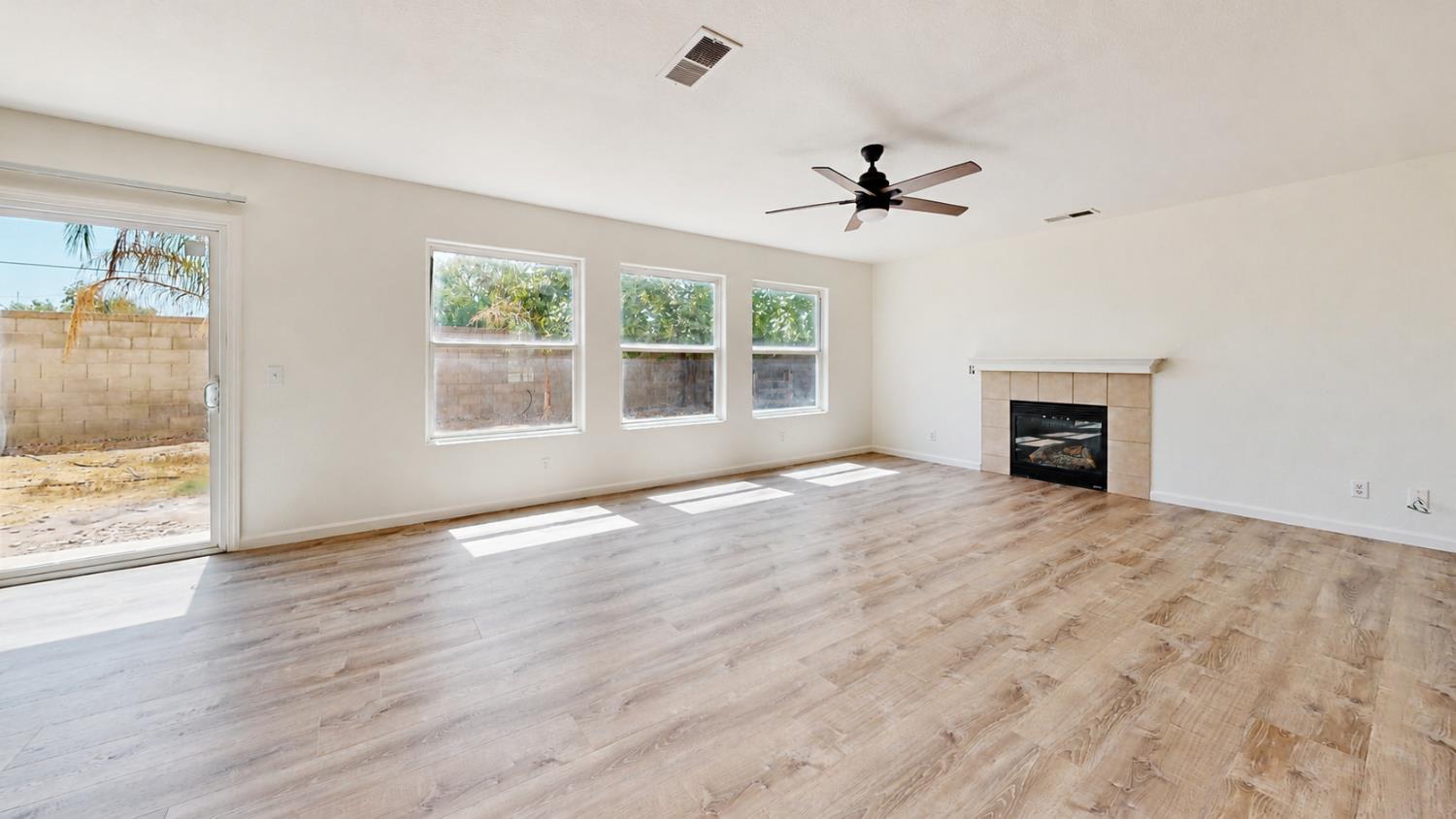 736 Morris, Madera, CA 93637