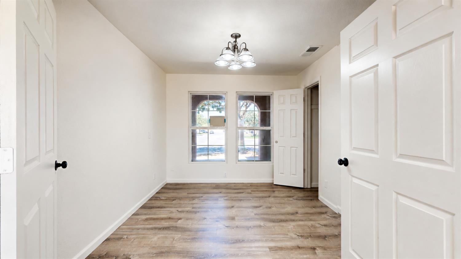 736 Morris, Madera, CA 93637