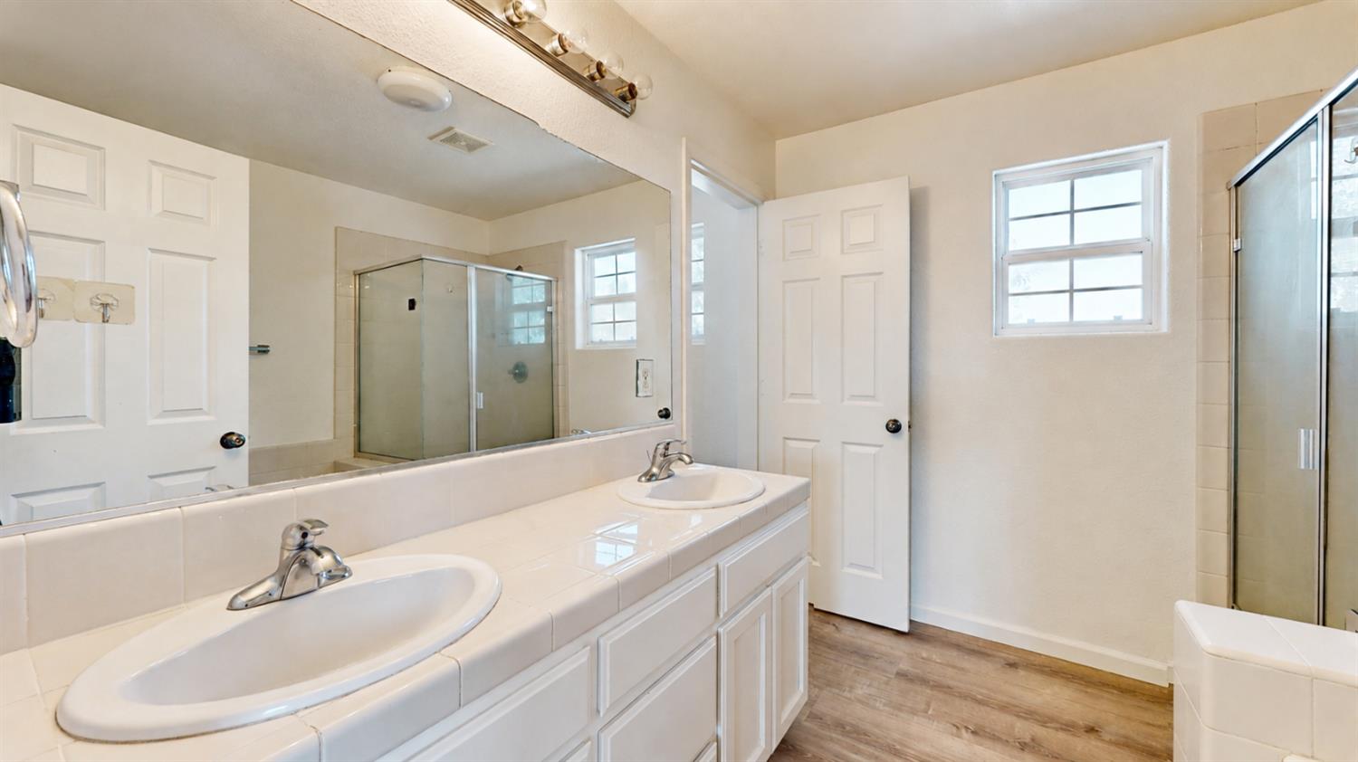 736 Morris, Madera, CA 93637