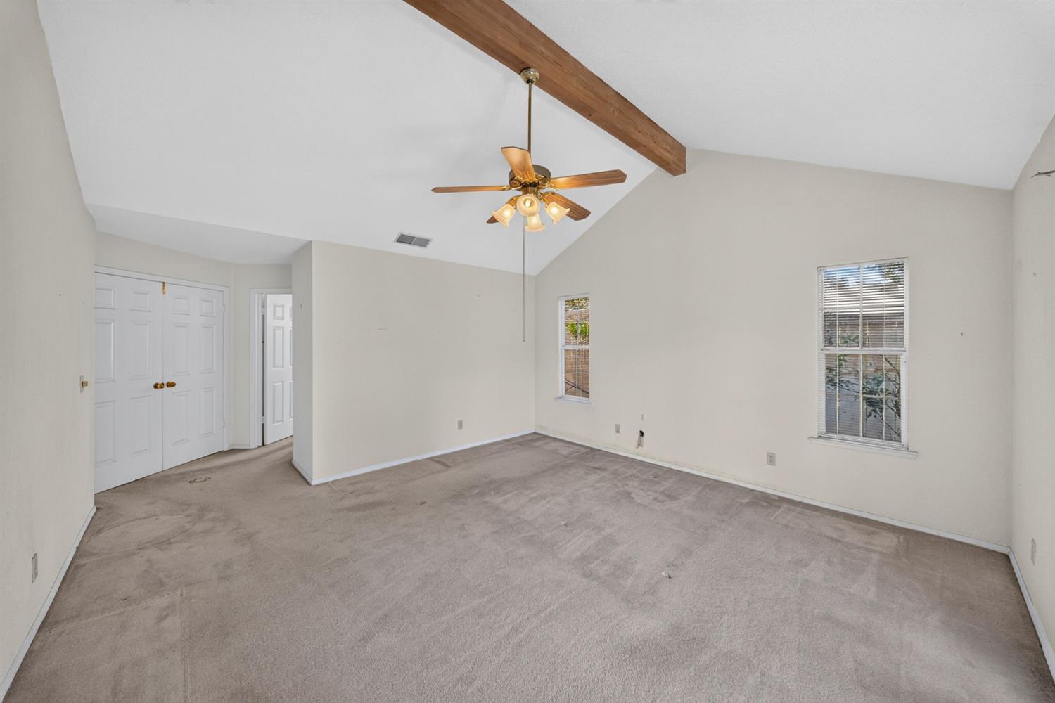 1437 E Goshen Ave, Fresno, CA 93720
