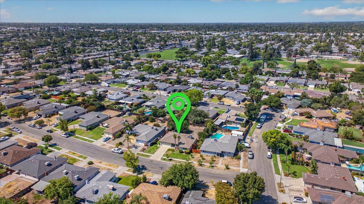 4733 N Callisch St, Fresno, CA 93726