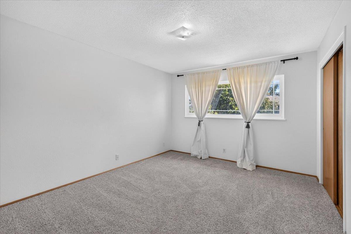 4733 N Callisch St, Fresno, CA 93726