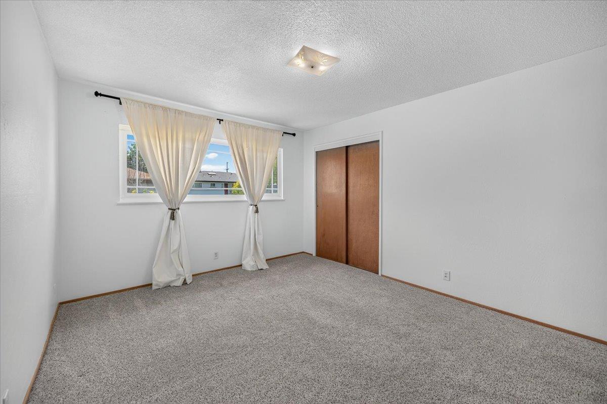 4733 N Callisch St, Fresno, CA 93726