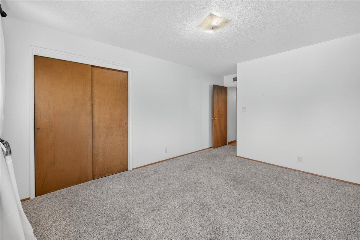 4733 N Callisch St, Fresno, CA 93726