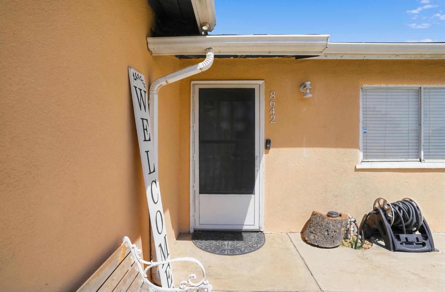 8642 E Ostler St, Selma, CA 93662