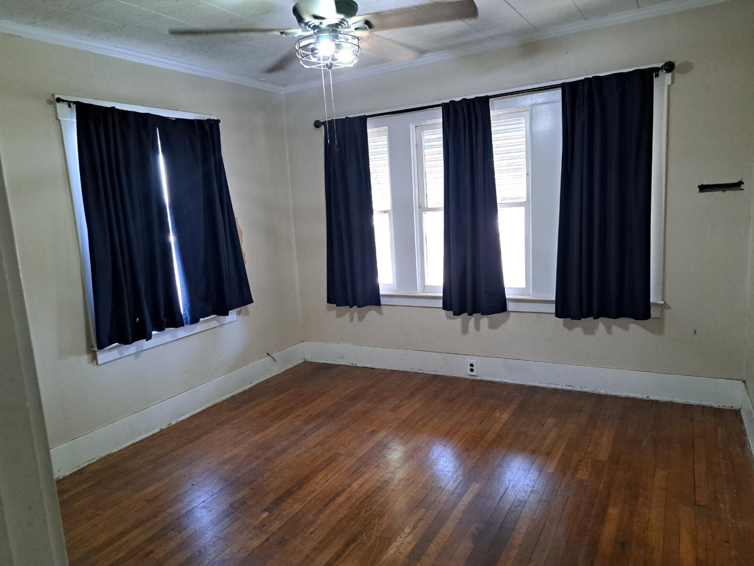 1335 N Glenn Ave, Fresno, CA 93728