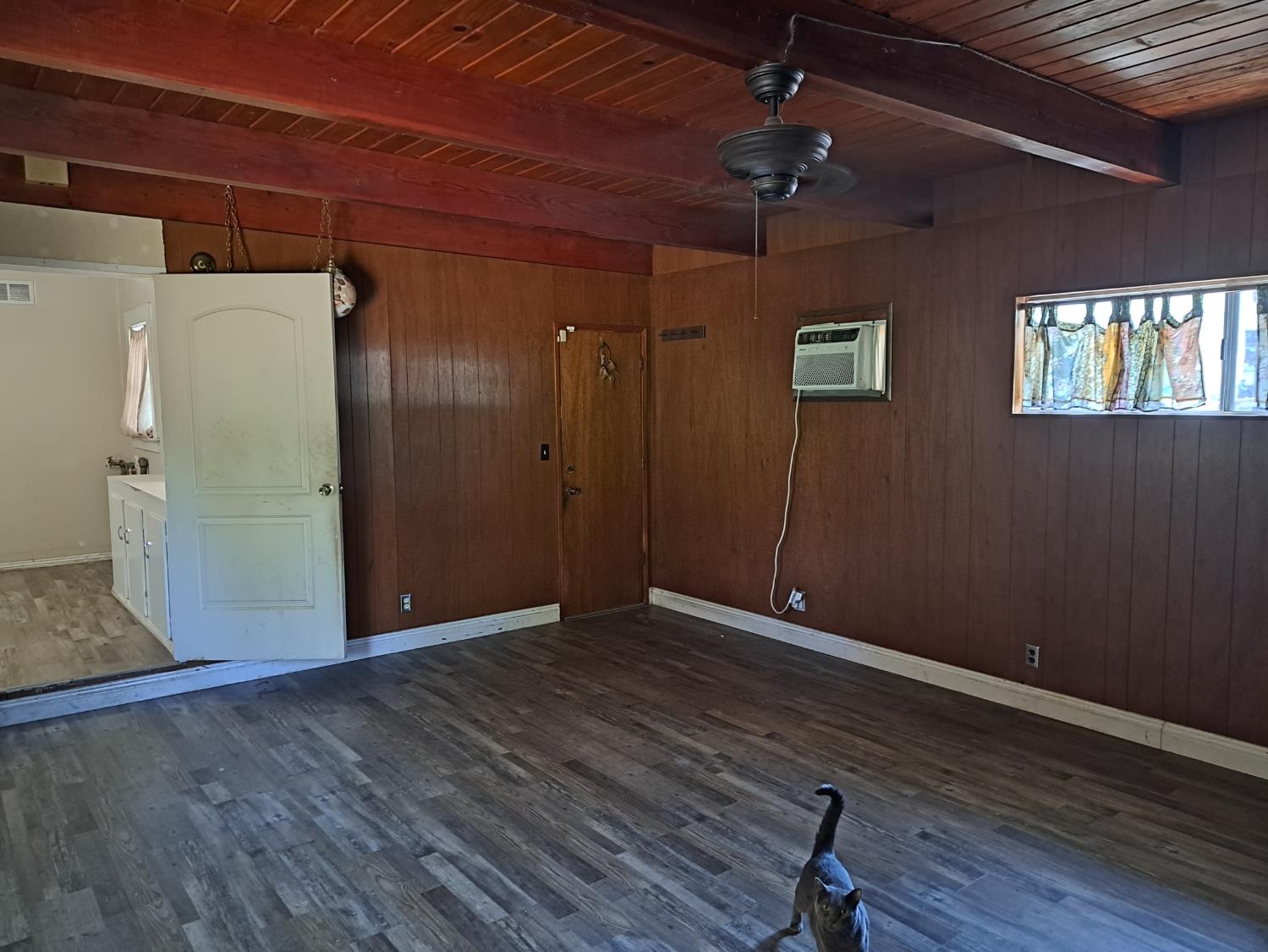 1335 N Glenn Ave, Fresno, CA 93728