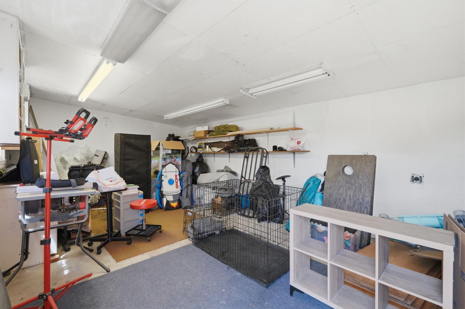 1382 N Oaks St, Tulare, CA 93274