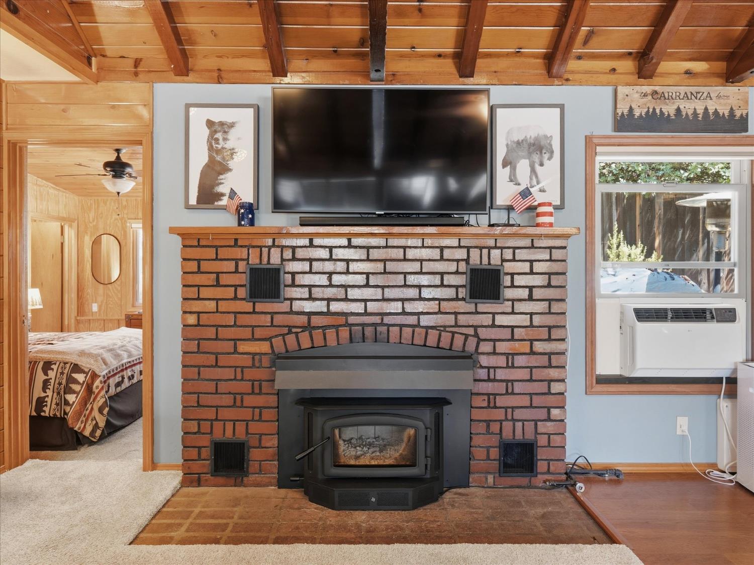 53746 Acorn Rd, Bass Lake, CA 93604