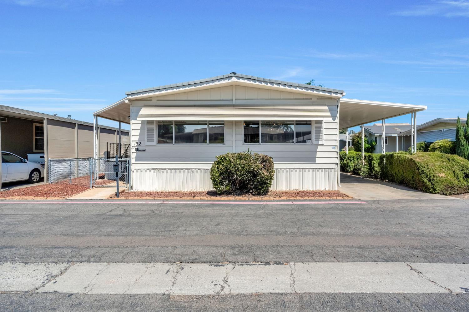 105 W Herndon Ave #132, Pinedale, CA 93650