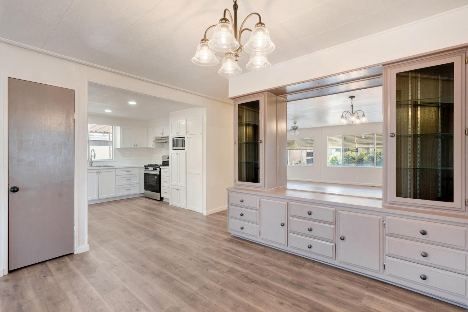 105 W Herndon Ave #132, Pinedale, CA 93650