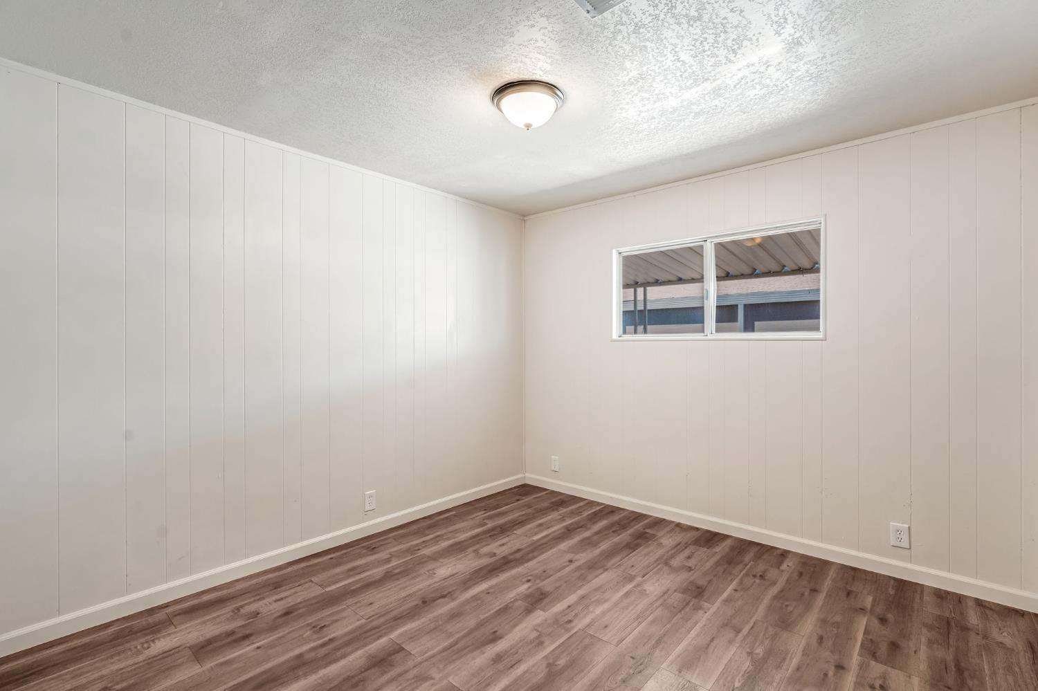 105 W Herndon Ave #132, Pinedale, CA 93650