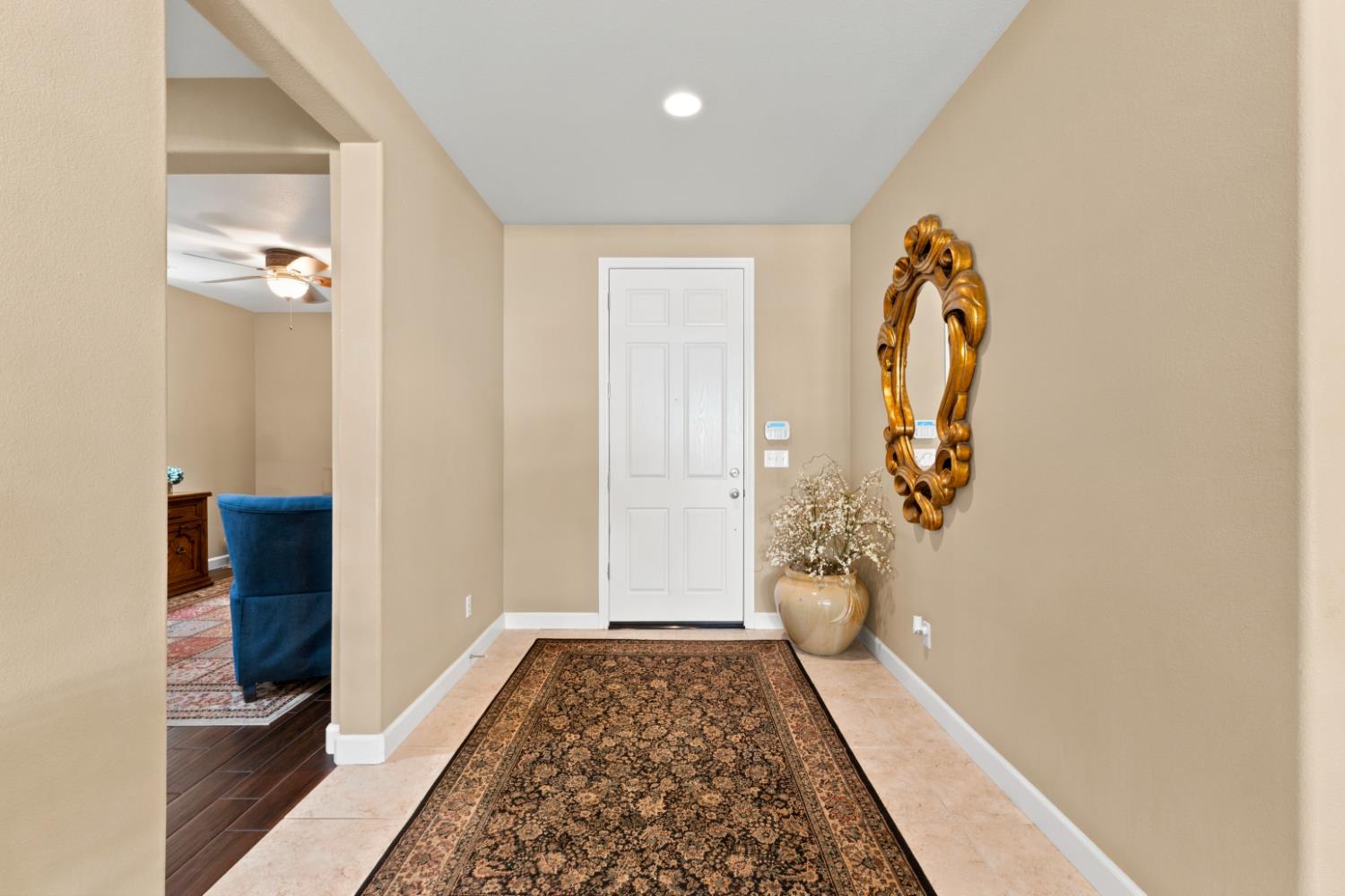 3253 Purvis Ave, Clovis, CA 93619