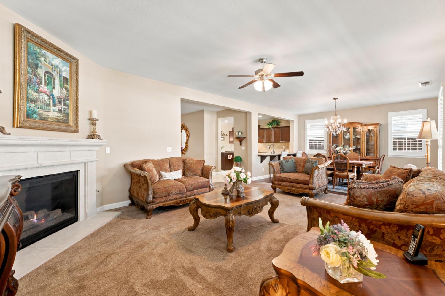 3253 Purvis Ave, Clovis, CA 93619
