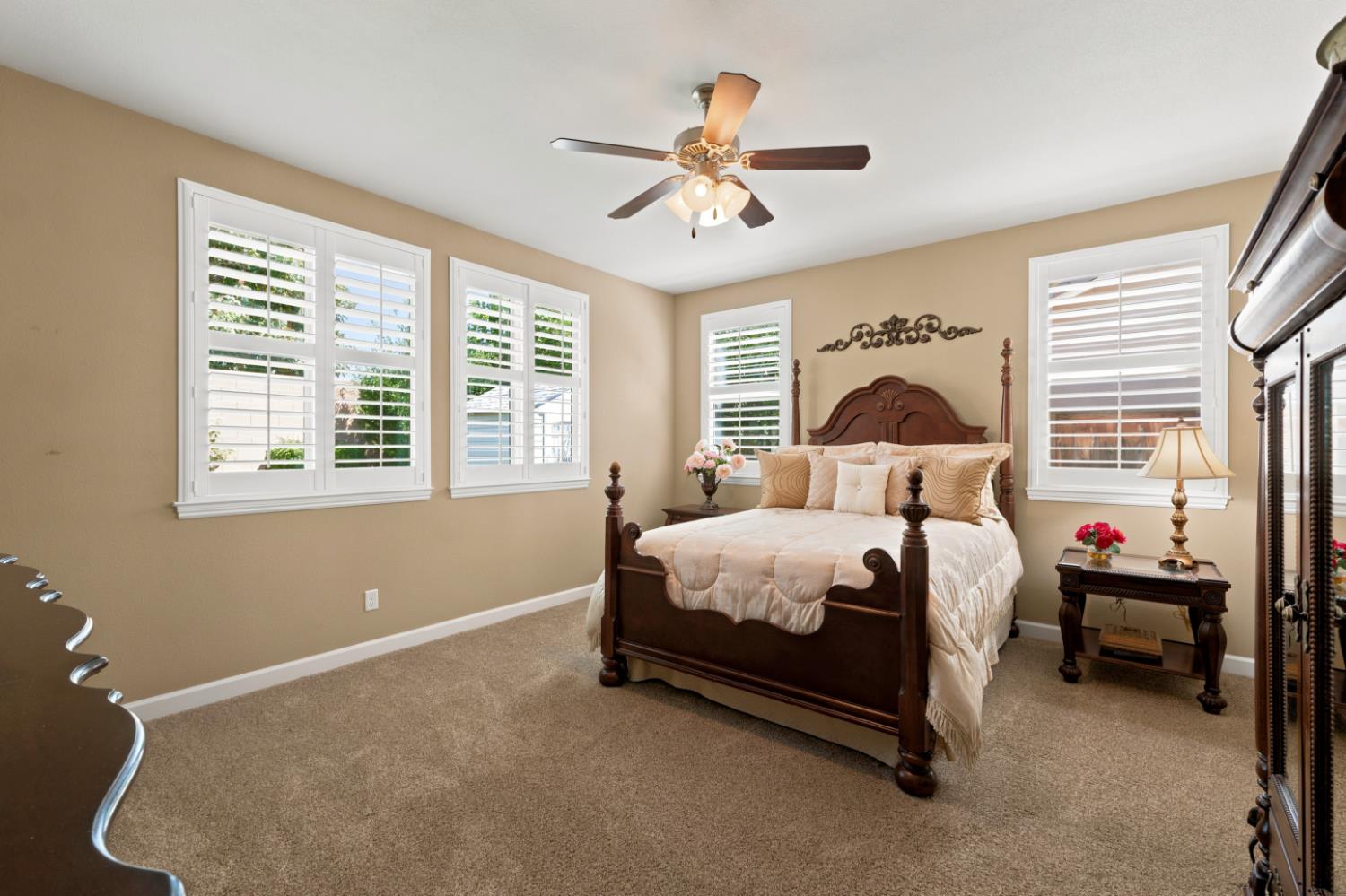 3253 Purvis Ave, Clovis, CA 93619