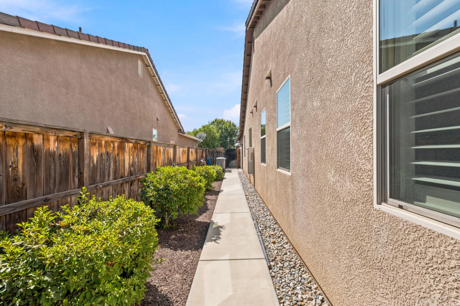 3253 Purvis Ave, Clovis, CA 93619