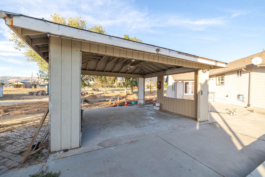 12835 Columbet, Gilroy, CA 95046